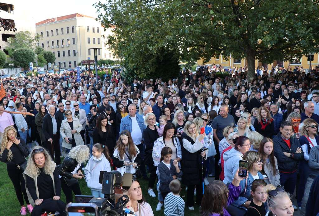 Mostar se pridružio globalnom skupu u čast Halidu Bešliću