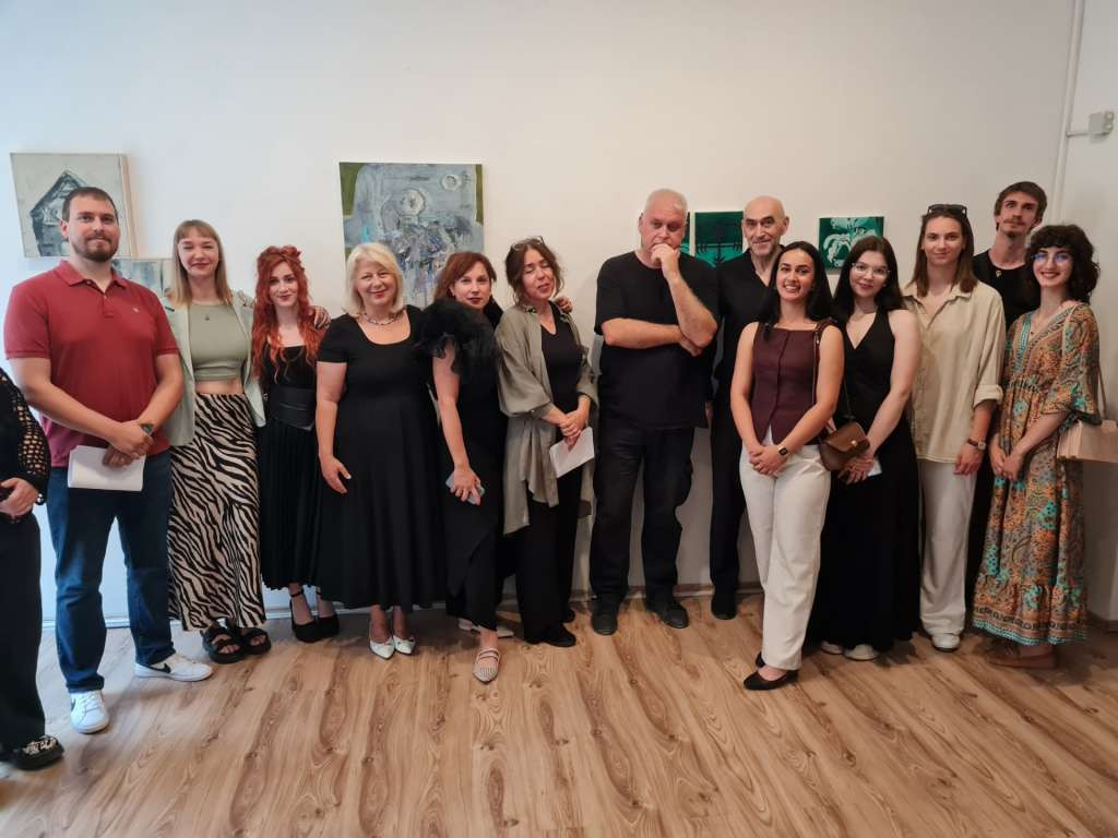 U Zagrebu otvorena izložba 'Stećci 16/26' - Stećci inspiracija mladim umjetnicima