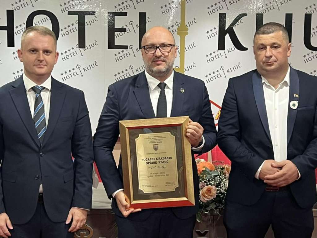 Premijer Hušić proglašen počasnim građaninom Ključa