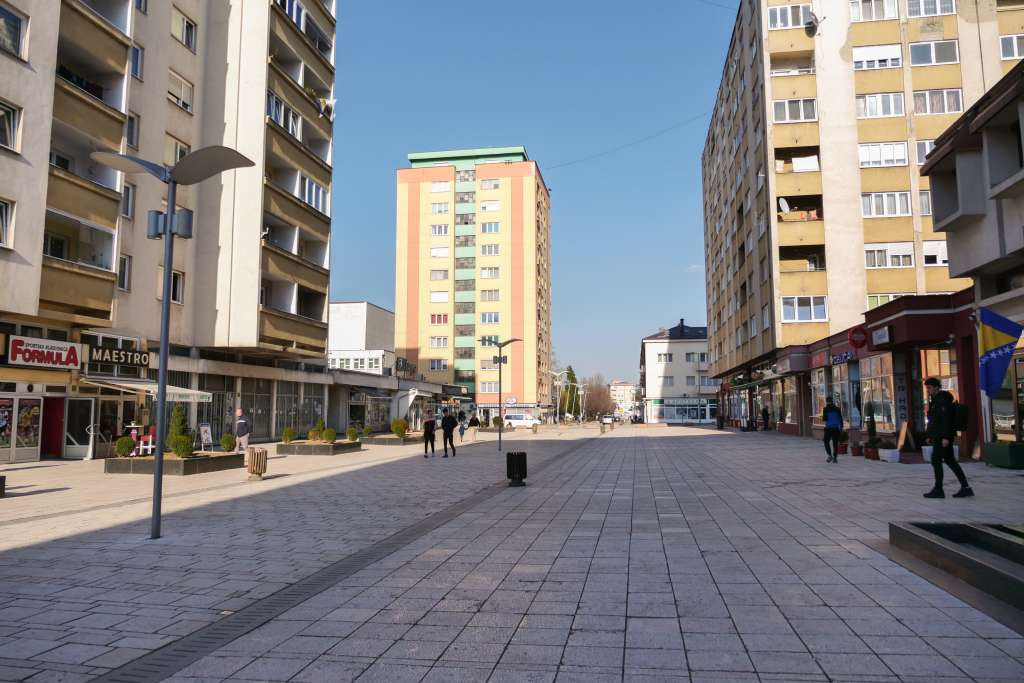 Muškarac iz Banovića prijetio da će pobiti članove svoje porodice