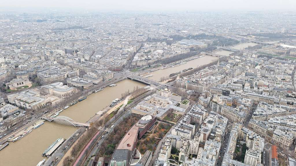 Uhapšen muškarac nakon što su u rijeci Seni pronađena četiri tijela