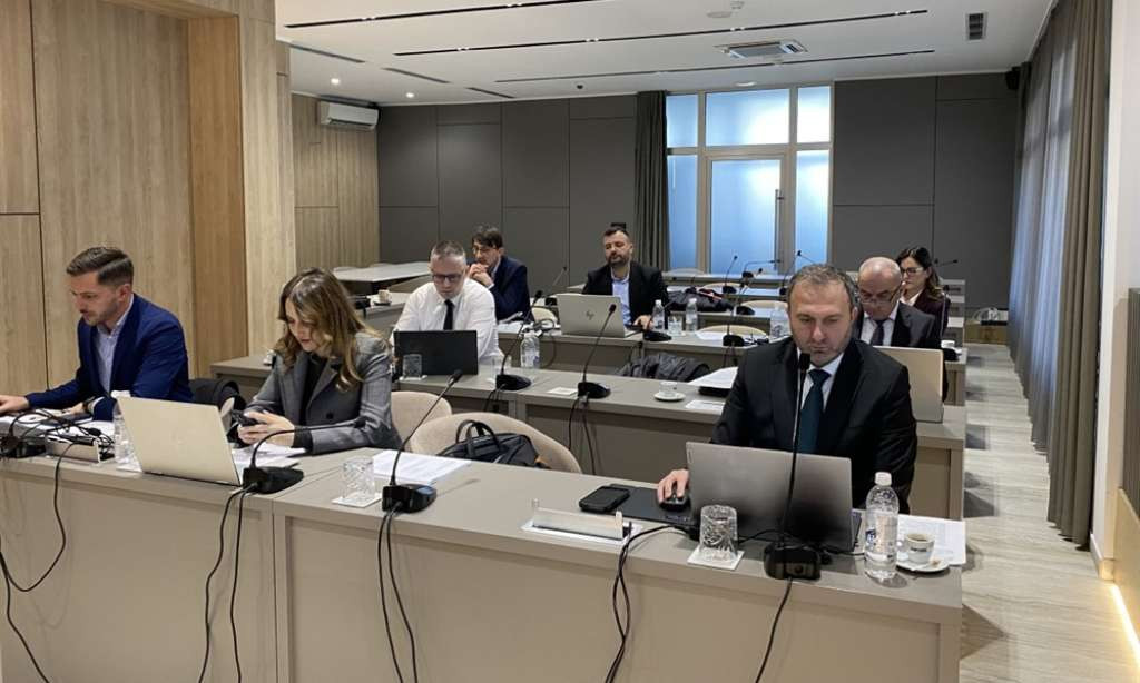 Vlada ZHK utvrdila nacrte zakona o plaćama i naknadama policijskih službenika