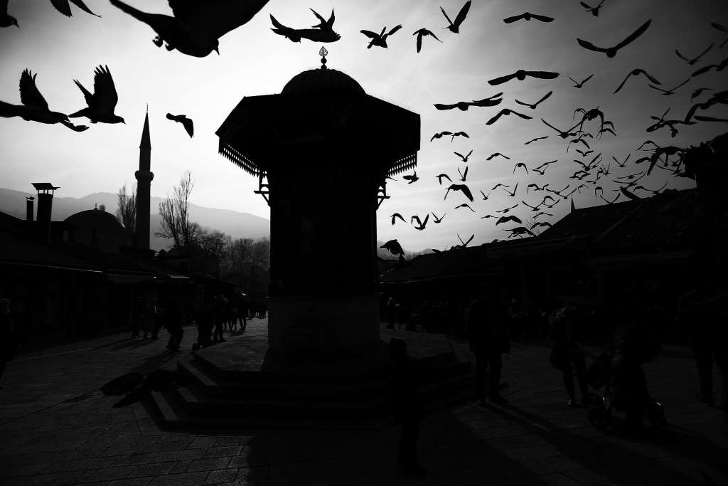 Katalonija i Bosna i Hercegovina slave 30 godina prijateljstva izložbom u Vijećnici