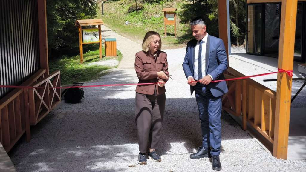 Pozder otvorila novi paviljon sa speleopostavkom na Bijambarama