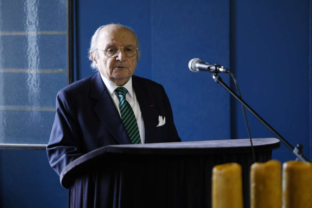 Jevrejska zajednica - Krajnje neprimjeren performans u noćnom klubu, nacizam je prijetnja svima