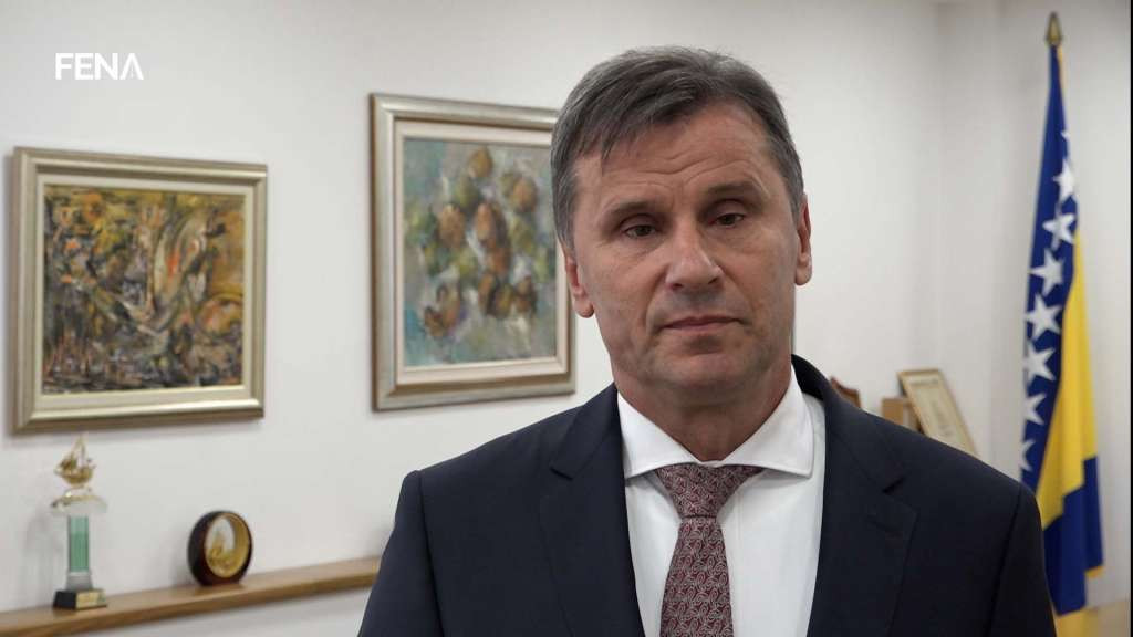 Novalić: Vaskrs nas podsjeća na važnost života, zdravlja i zajedništa