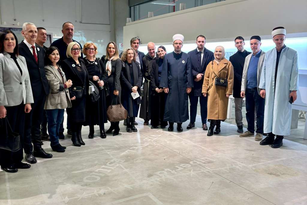 U Milanu otvorene dvije izložbe o opsadi Sarajeva i genocidu u Srebrenici