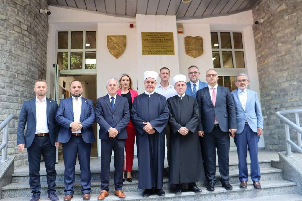 Kavazović u posjeti Bosanskoj Krupi: Grad vjere, tradicije i zajedničkog života