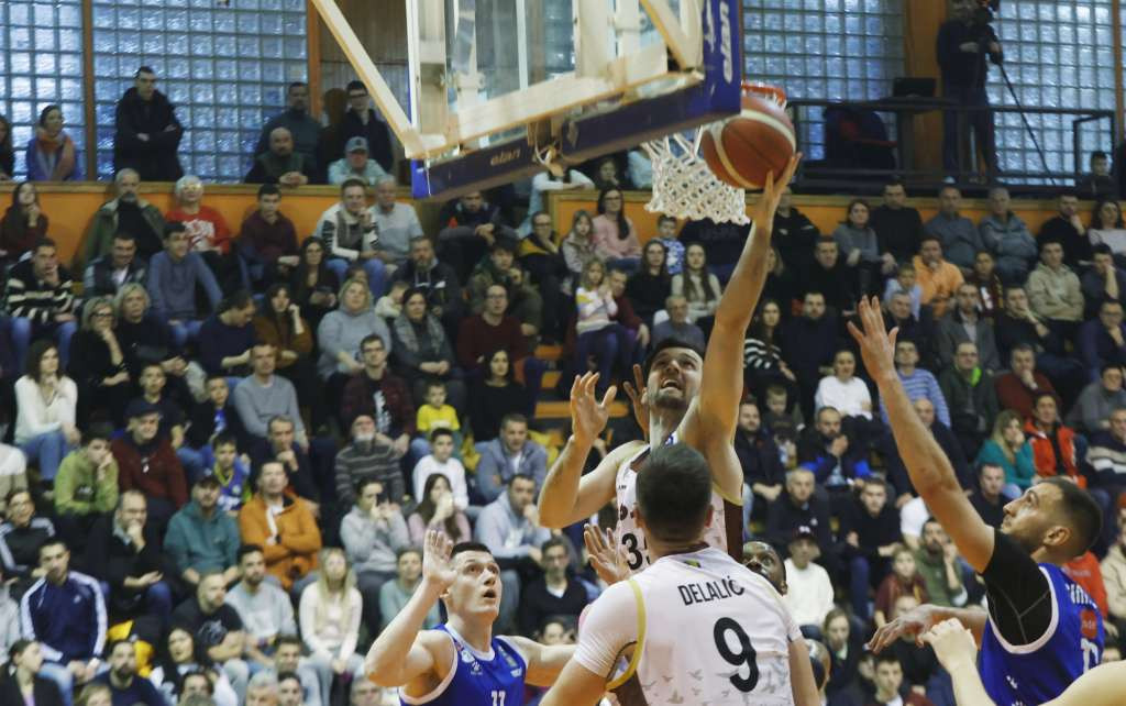 Košarkaši Bosne u derbiju slavili protiv Borca