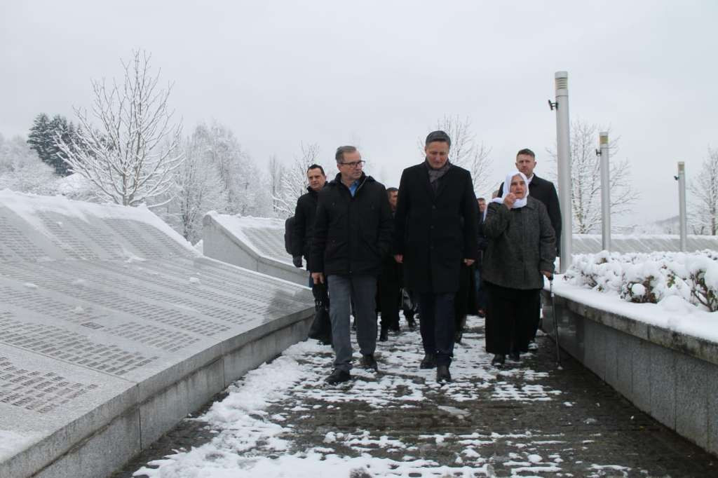 Bećirović: 9. januar nije za slavljenje,očekujem poduzimanje mjera od OHR-a