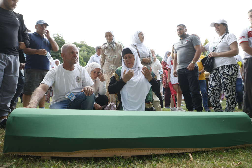Guverner savezne države Illinois proglasio 11. juli Danom sjećanja na genocid u Srebrenici