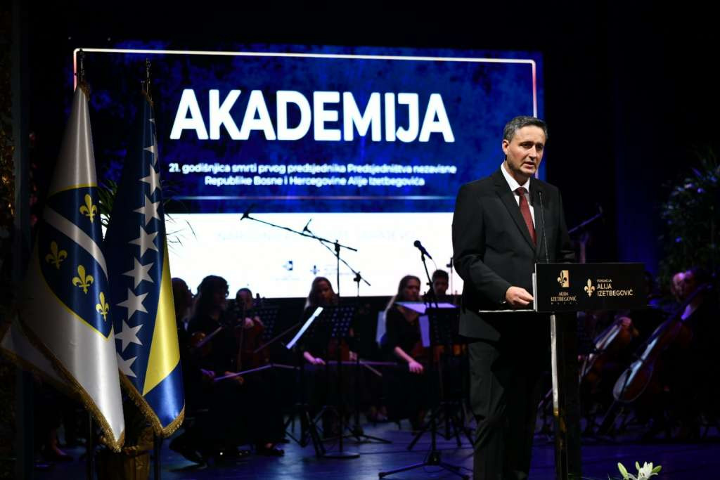 Bećirović: Izetbegović je ostavio u amanet da čuvamo domovinu, zajedništvo i ljudskost