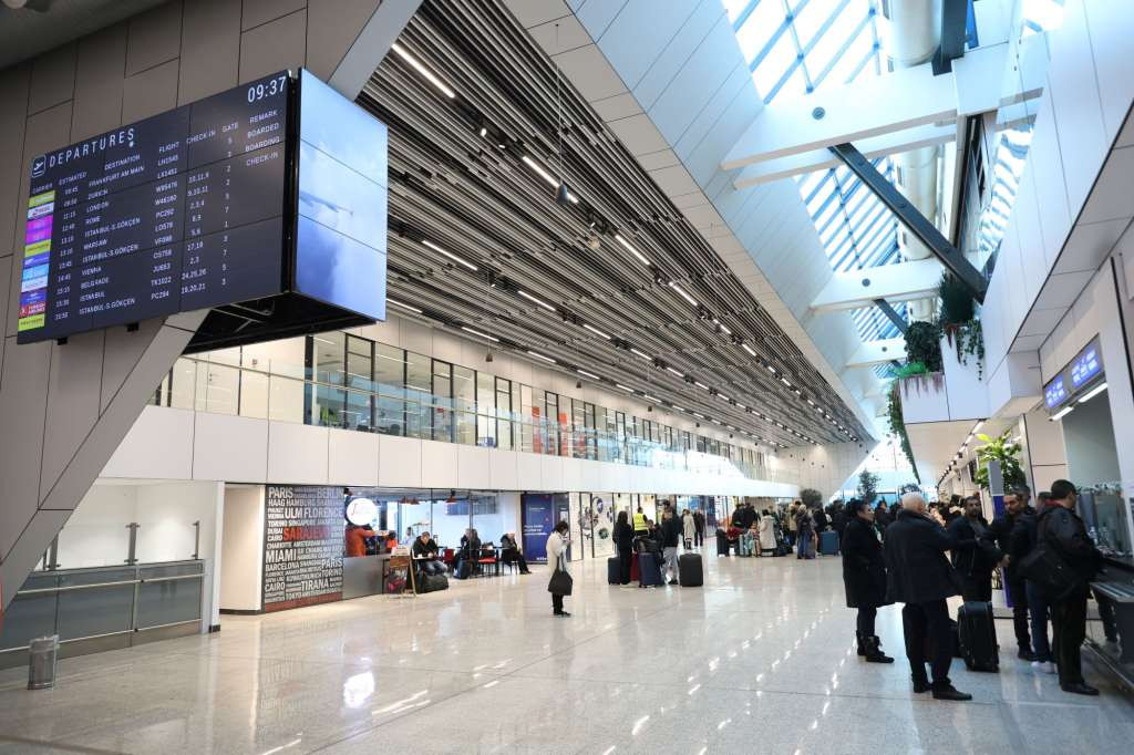 Građani sve više biraju inostranstvo za doček Nove godine, najtraženiji Prag, Rim, Istanbul, Dubai