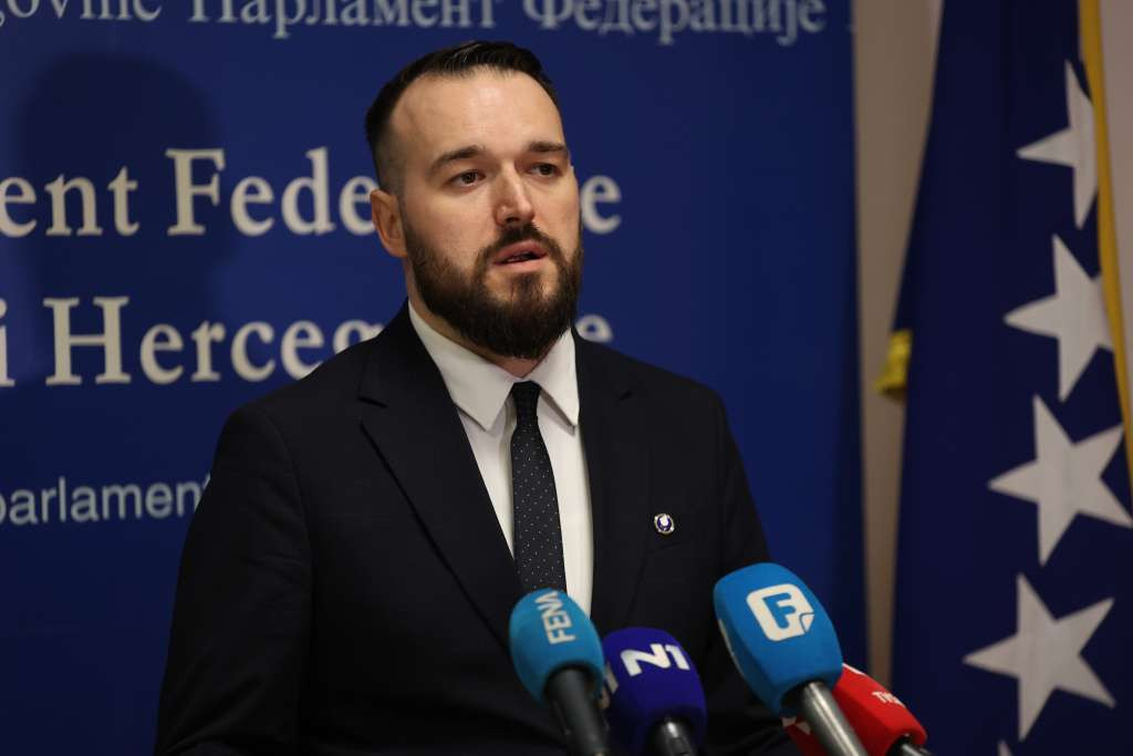 Čavalić: Odluka o privremenom finansiranju FBiH na dnevnom redu Predstavničkog doma 24. januara