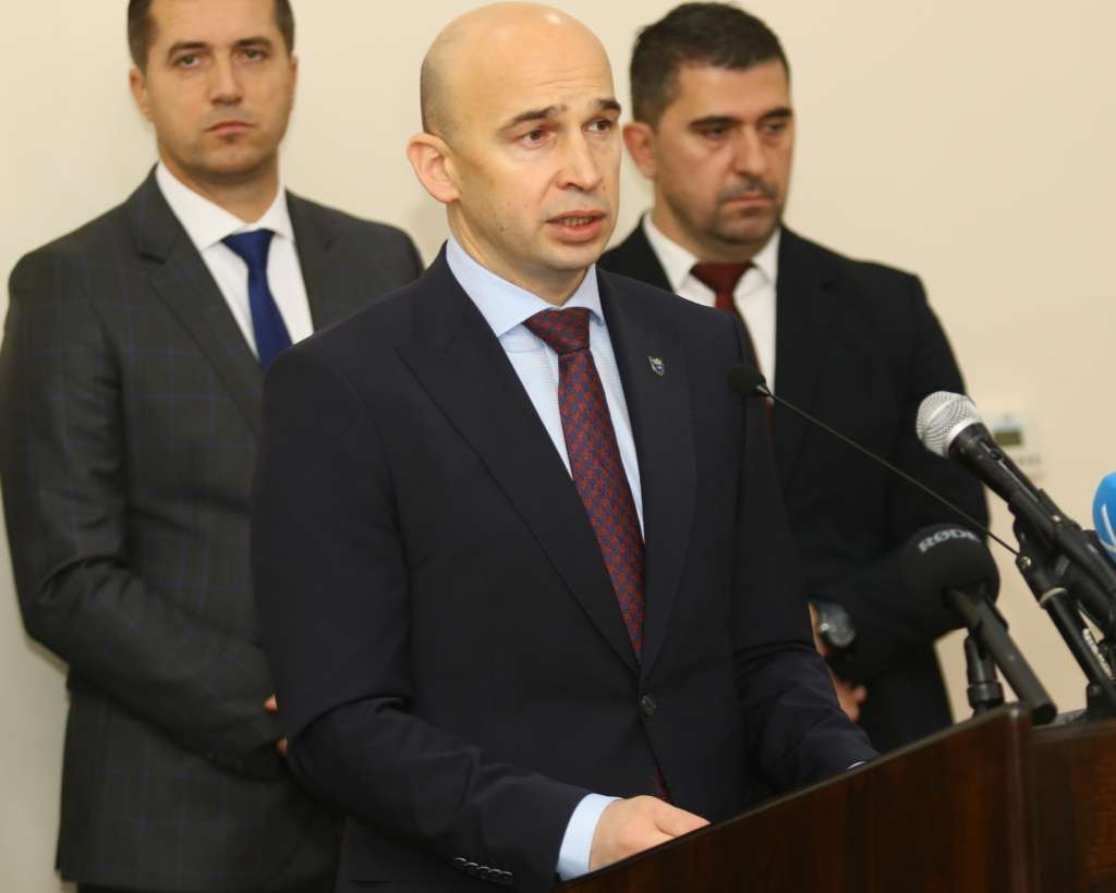 Vlada ZDK usvojila set uredbi za boračku populaciju, Varešu 150.000 KM pomoći za sanaciju šteta