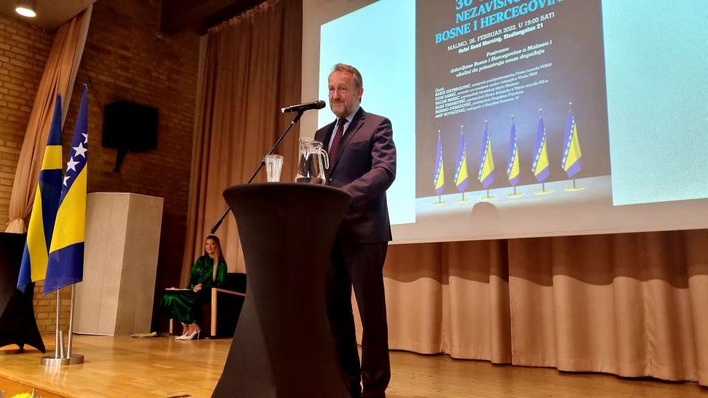 Izetbegović u Malmeu: Izbori su šansa da u jednom danu promijenimo odnos snaga u BiH, dijaspora to može