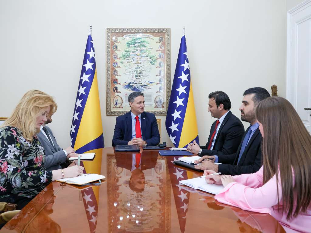 Bećirović primio u nastupnu posjetu ambasadora Alžira Mohammeda Meraimija