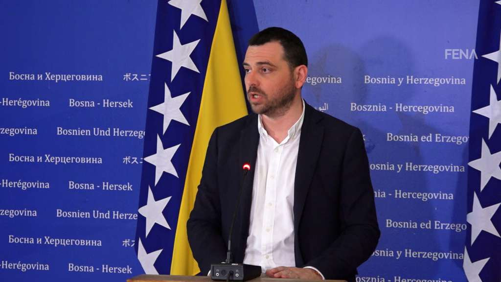 Magazinović: Dodikovo verbalno prekopavanje kostiju svirepo ubijenih ljudi je prešlo sve granice