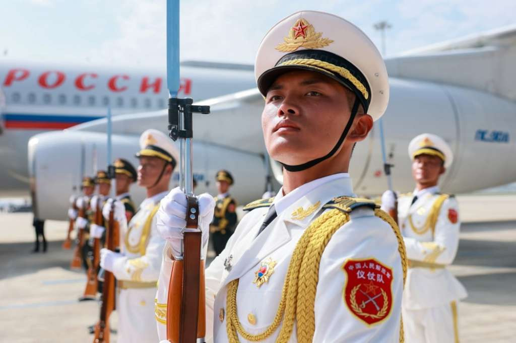 Putin i Modi u Kini: Samit u znaku trgovinskih tenzija sa SAD-om