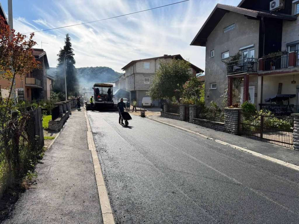 U Bihaću u toku infrastrukturni radovi na šest lokacija, vrijednost projekata 810.000 KM