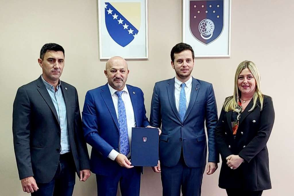 Vlada KS pristupila Kolektivnom ugovoru za službenike organa uprave i sudske vlasti FBiH