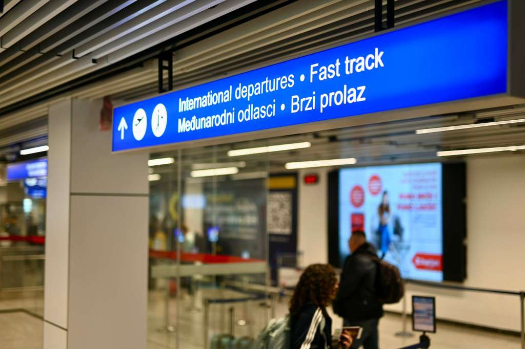 Aerodromi u BiH u junu zabilježili gotovo 326.000 putnika, dvije trećine preko Sarajeva