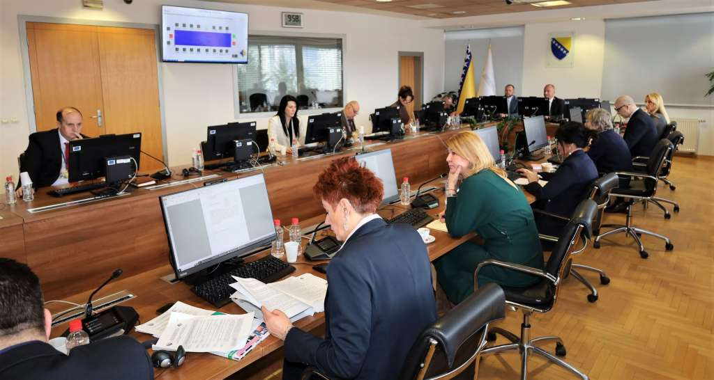 Hitan poziv VSTV-u za usklađivanje s EU preporukama