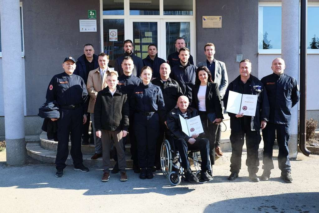 Na svečanoj sjednici Kantonalnog štaba civilne zaštite u Goraždu dodijeljena priznanja 
