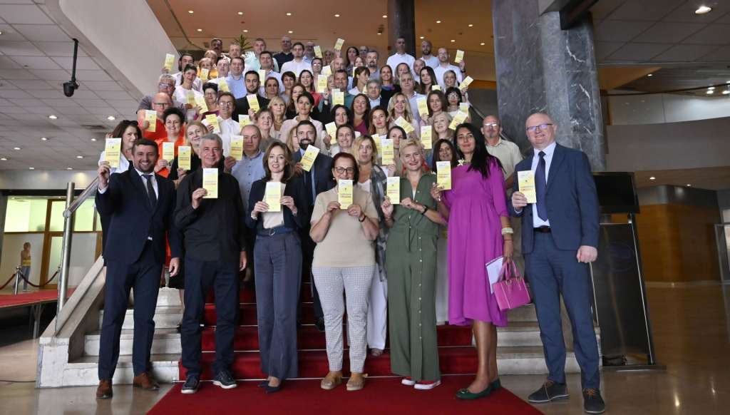 Djelatnici Ministarstva civilnih poslova BiH potpisali donorske kartice