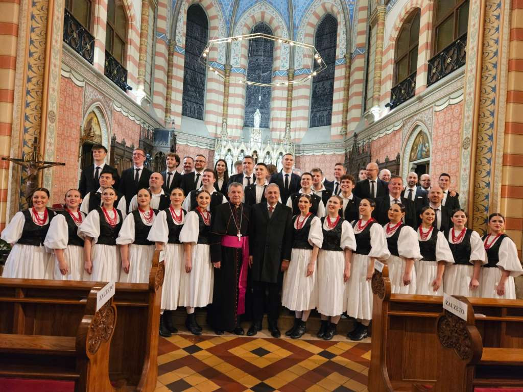 U sarajevskoj katedrali održan Božićni koncert, nastupili gosti iz Varaždina