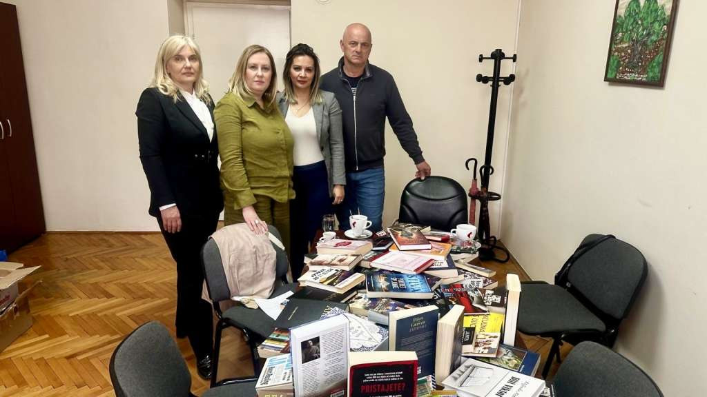 Narodna knjižnica HNK donirala 102 knjige Kazneno-popravnom zavodu Mostar