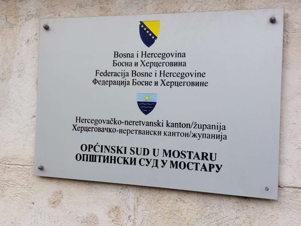 Sudski policajac teško ranjen u zgradi Općinskog suda u Mostaru