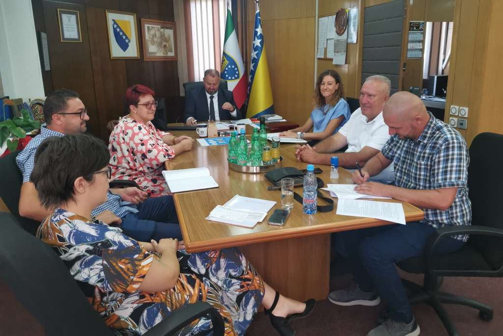 ZDK: Potpisan ugovor o dodjeli koncesije za istraživanje i eksploataciju serpentinita