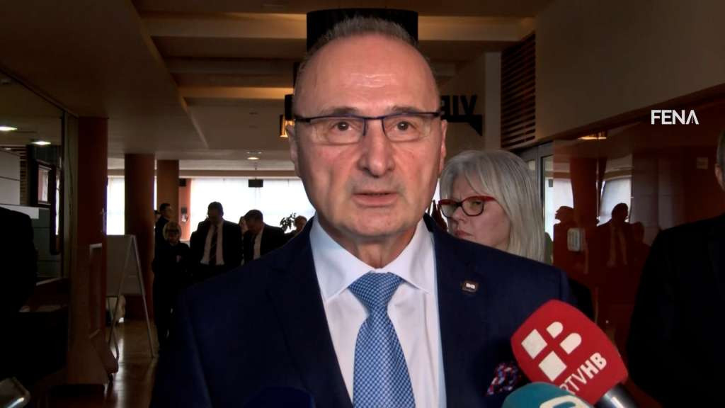 Grlić Radman: Zalagat ćemo se da BiH počne pregovore s EU do kraja godine