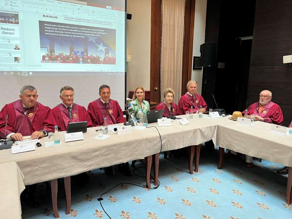 Održana svečana skupština BANUK-a, promovirani redovni, dopisni, inostrani i počasni članovi