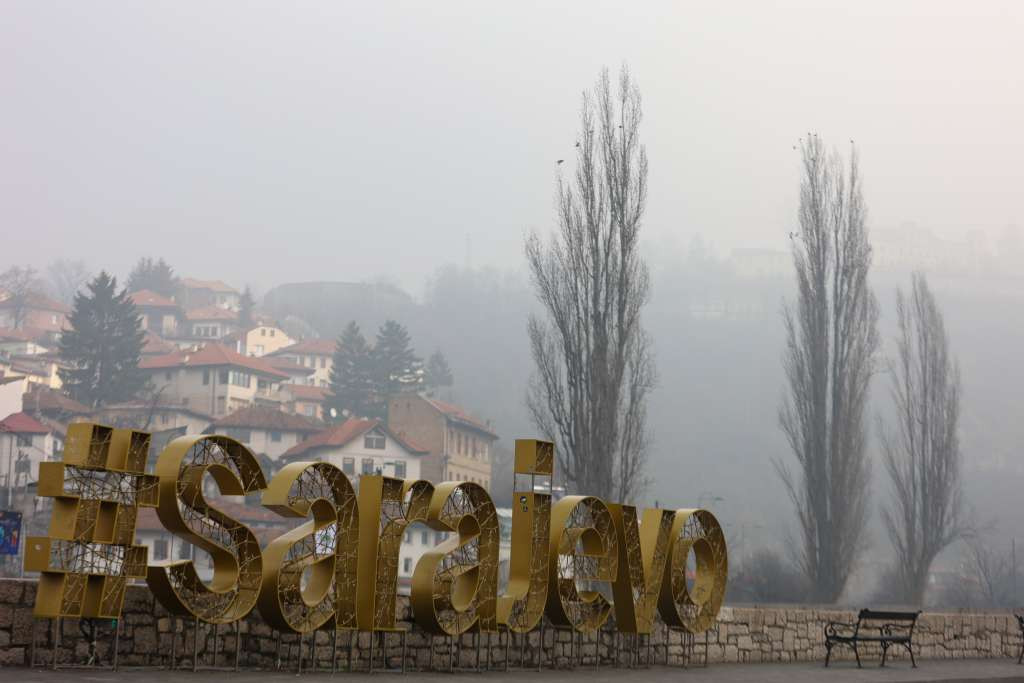 Zrak jutros nezdrav za stanovništvo na području Sarajeva, Zenice, Kaknja, Visokog, Ilijaša
