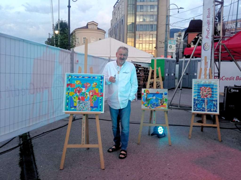 Na Eifelovom mostu 'Izložba za Kinđeta', u okviru manifestacije 'Kinđetov most'