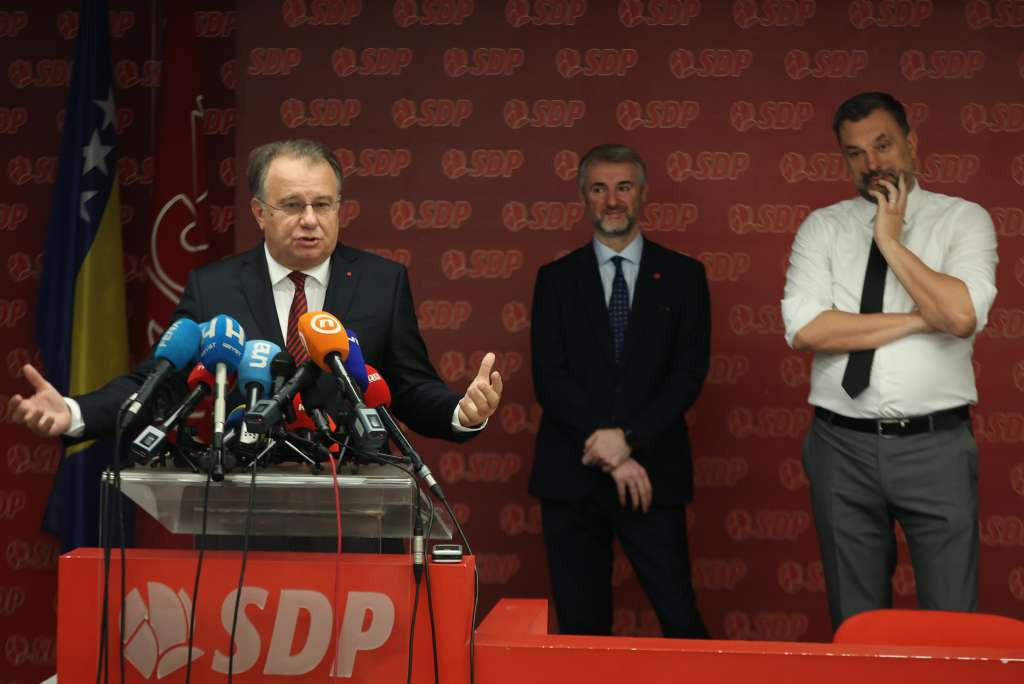 Stranke Trojke povodom otvaranja pregovora: Otvorili smo razlog za ostanak i povratak u BiH