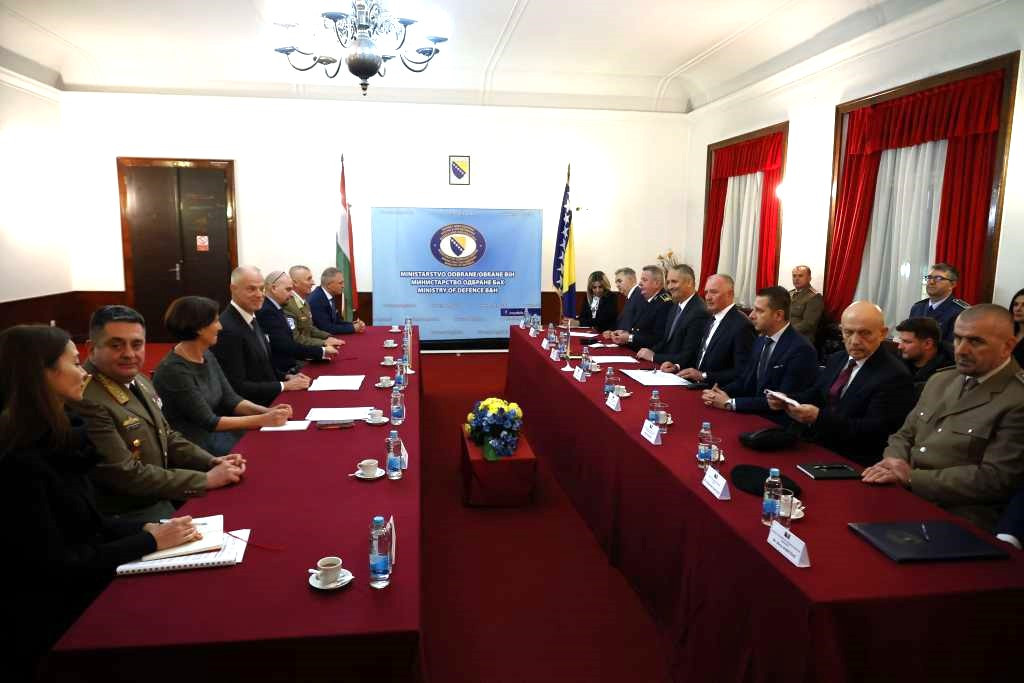 Susret Helez - Bobrovniczky: Mađarska podržava put Bosne i Hercegovine prema EU