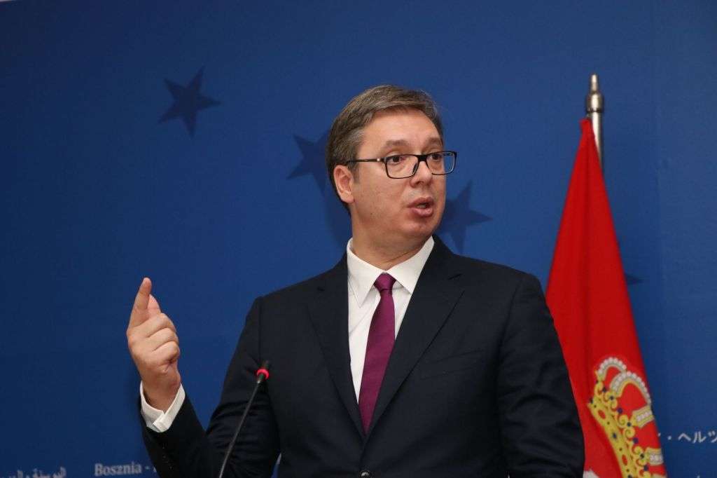 Vučić: Nema razloga za podizanje borbene spremnosti