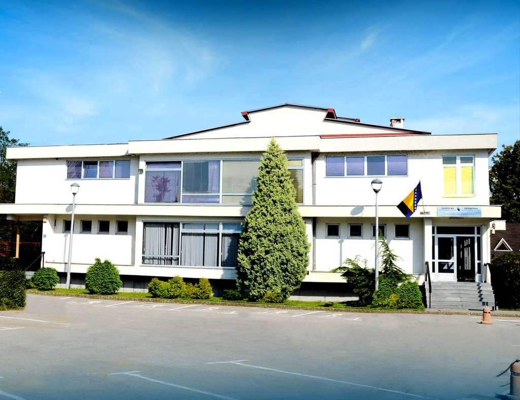 Mladi iz 16 gradova posjetili Skupštinu Distrikta i predstavili inicijativu za omladinski hub