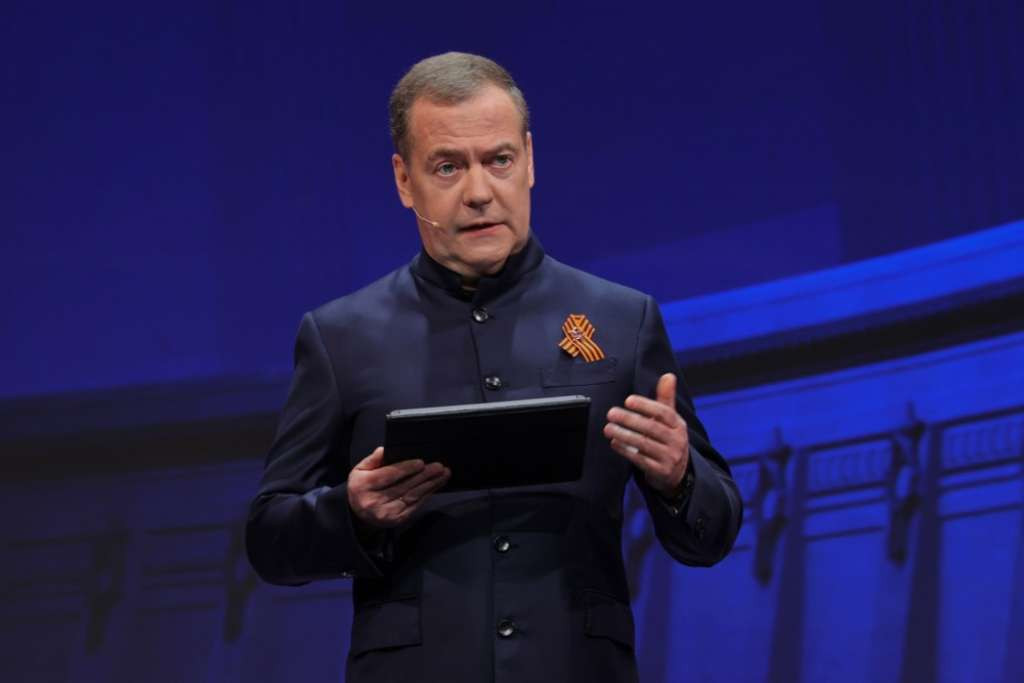 Medvedev upozorio evropske lidere: Dronovi će nastaviti ulaziti u vaše zemlje