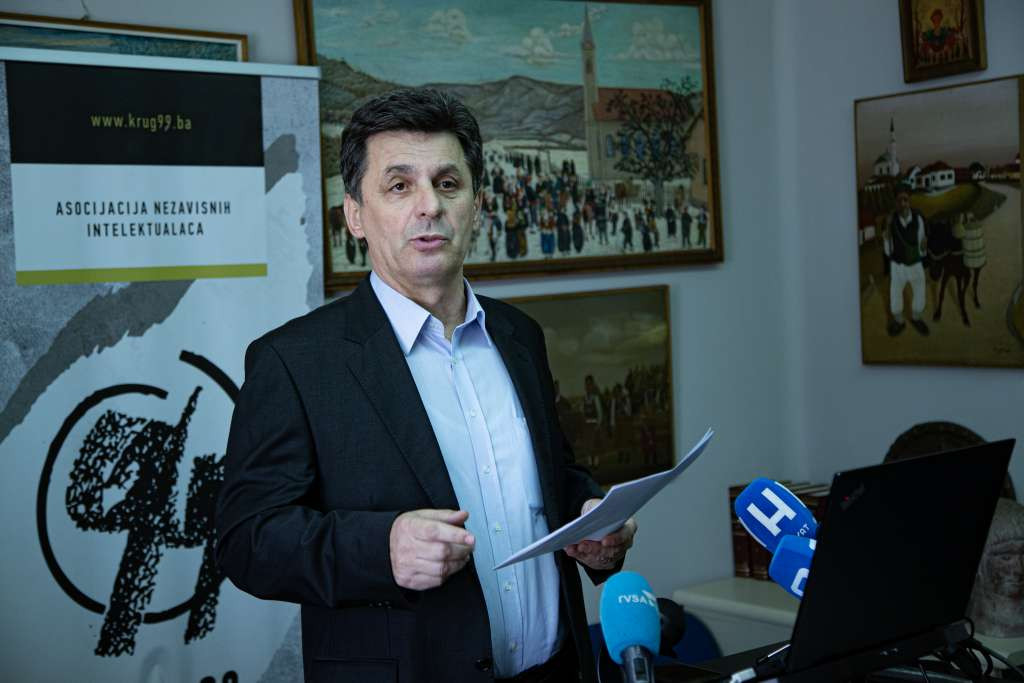 Koga to ugrožavaju Bosanci? Ko su građani BiH?