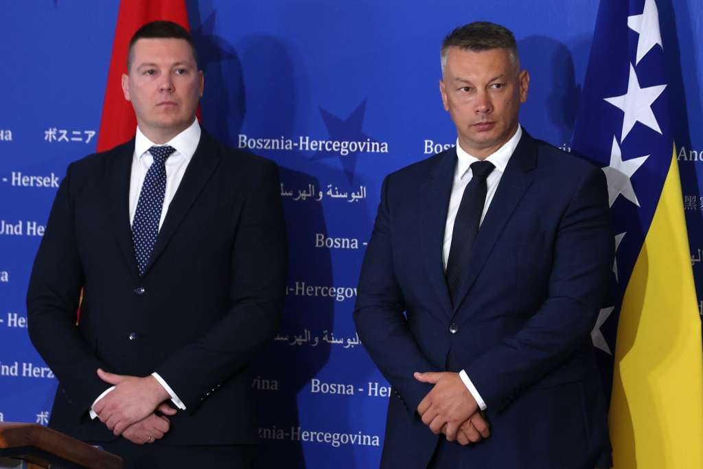 Nešić i Adžić razgovarali o pojednostavljenju prelaska granice između BiH i Crne Gore