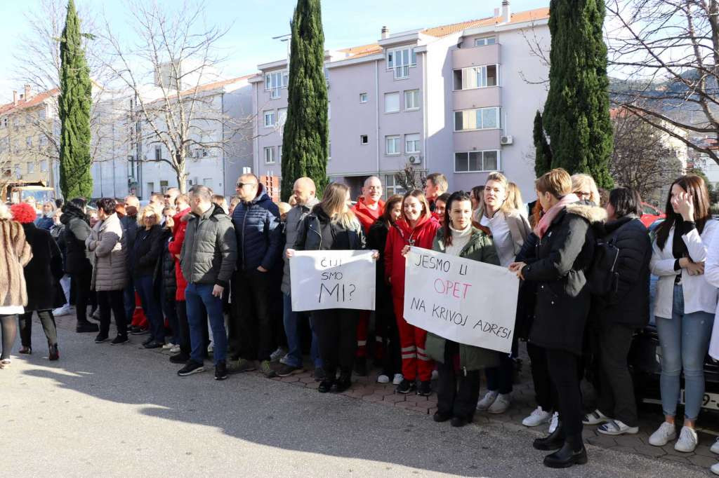 Uposlenici Doma zdravlja 2020 Mostar: "Nismo ovo zaslužili"
