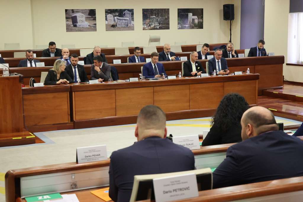 Klub vijećnika Bošnjaka: Centralna zona Mostara pripada svim građanima, tražimo međunarodnu reviziju