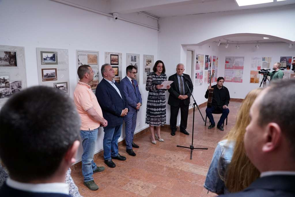 Izložba "Isak Samokovlija: Pozdrav iz Samokova i Čamkurija" otvorena u Sarajevu