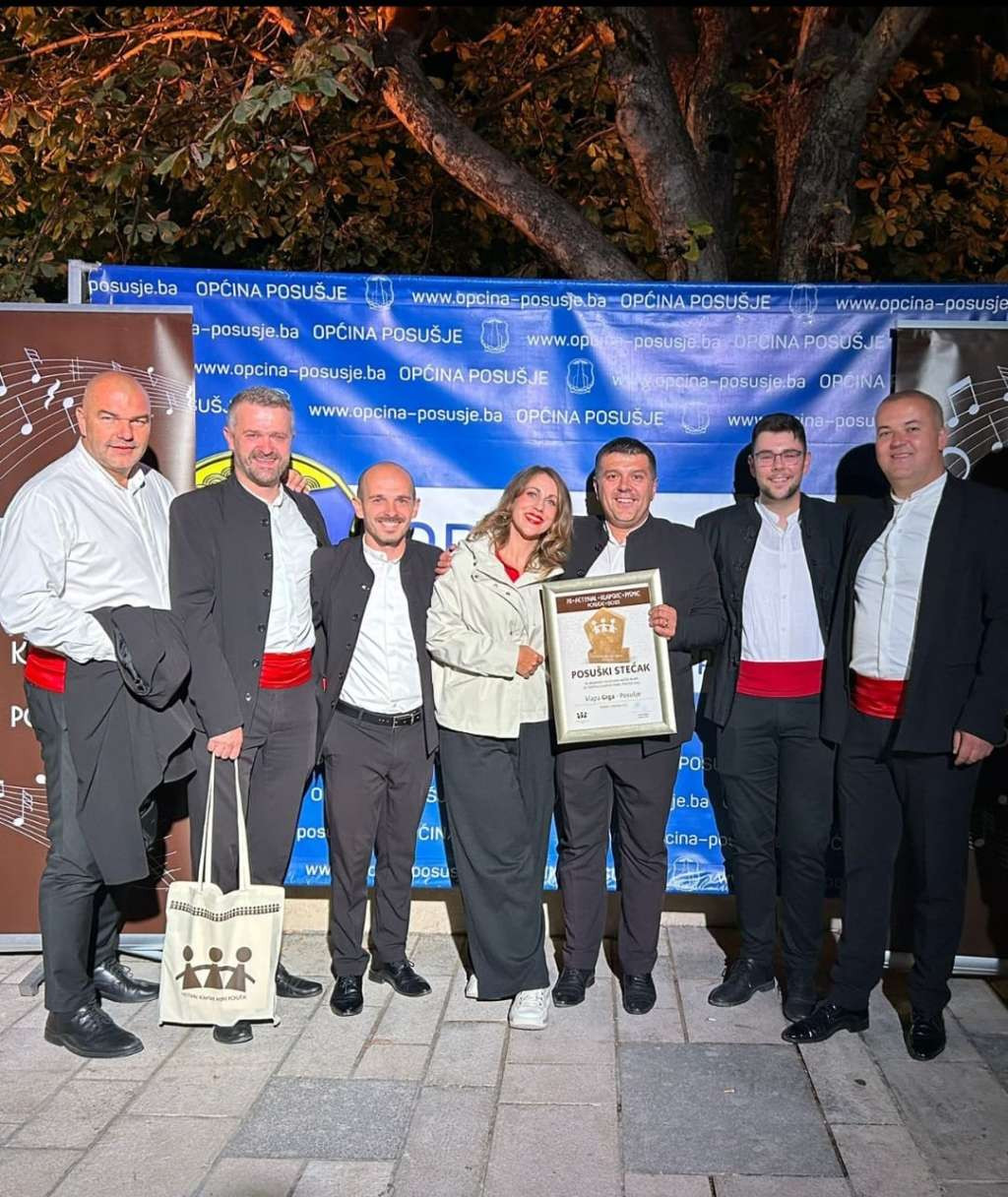 Posuški stećak klapi Krunik