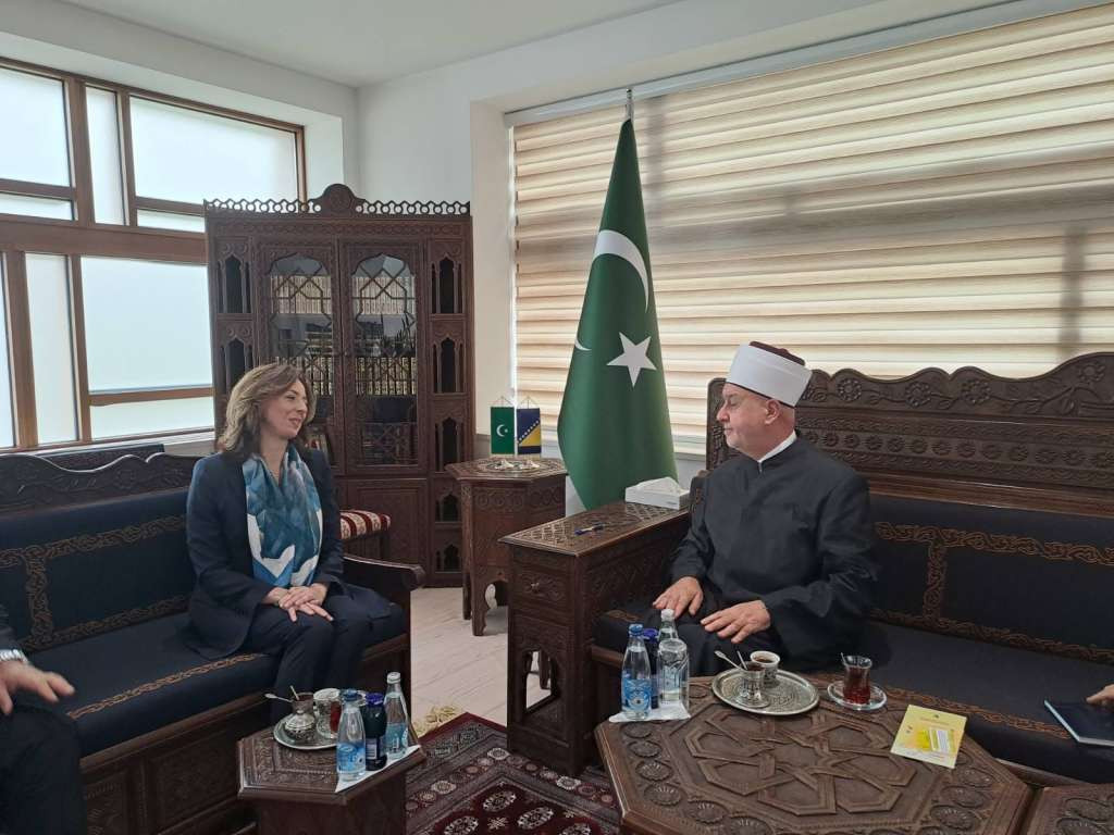 Reisul-ulema Kavazović potpisao donorsku karticu