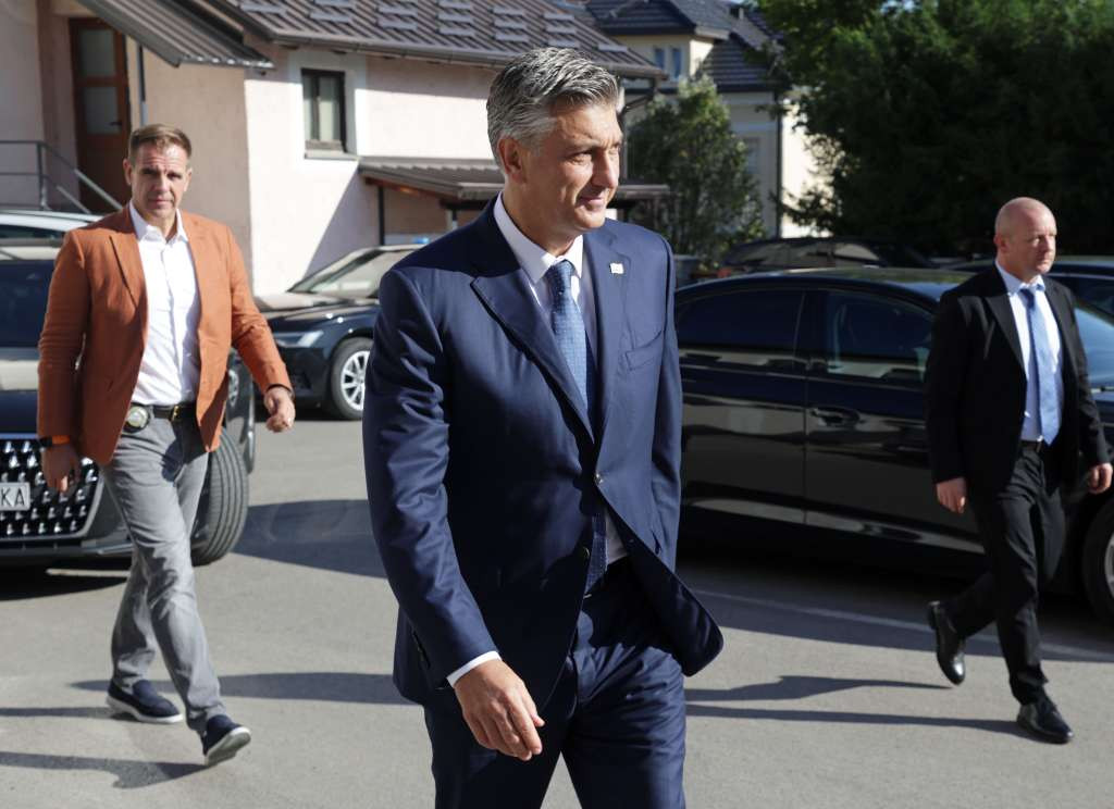 Plenković: Odlagalište će biti prekriveno do 12. ili 13. listopada